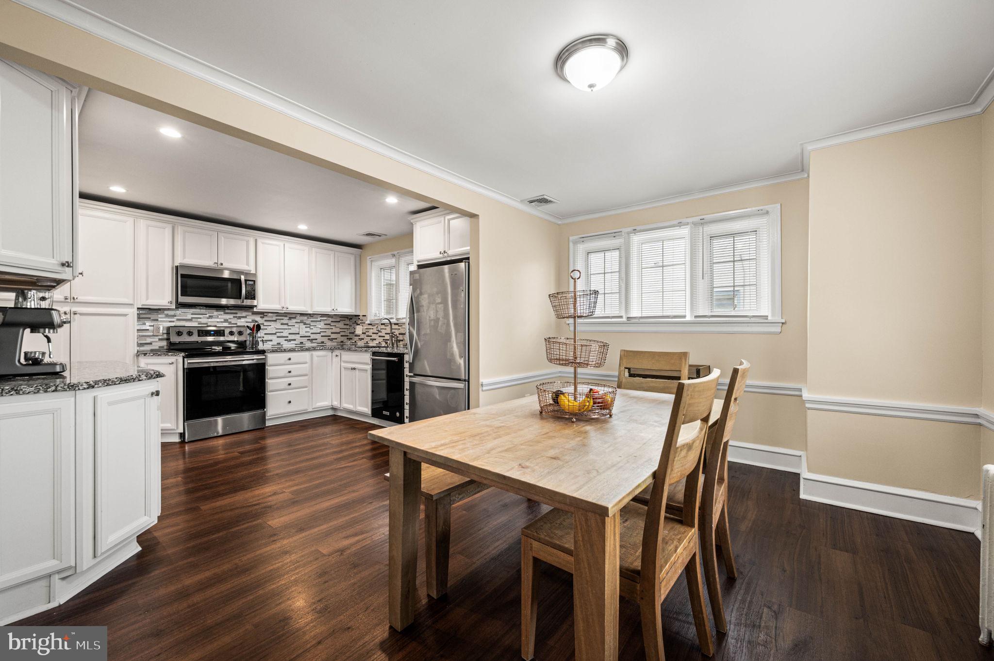 503 Park Street Ridley Park, PA 19078 - Photo 7 of 36 Dining and Kitchen