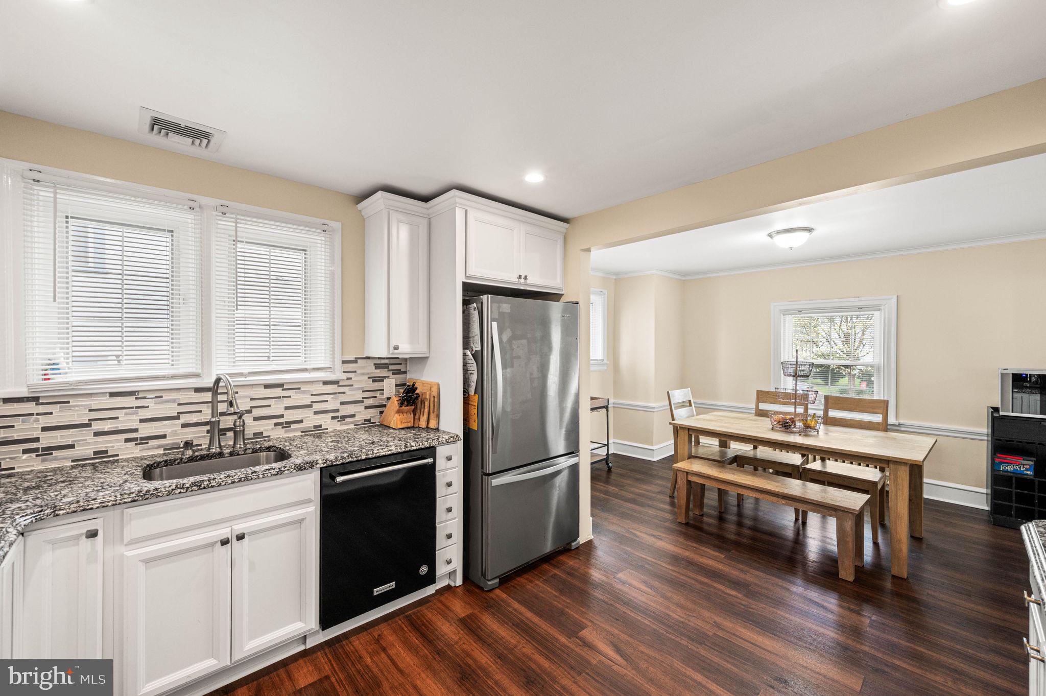503 Park Street Ridley Park, PA 19078 - Photo 10 of 36 Dining and Kitchen