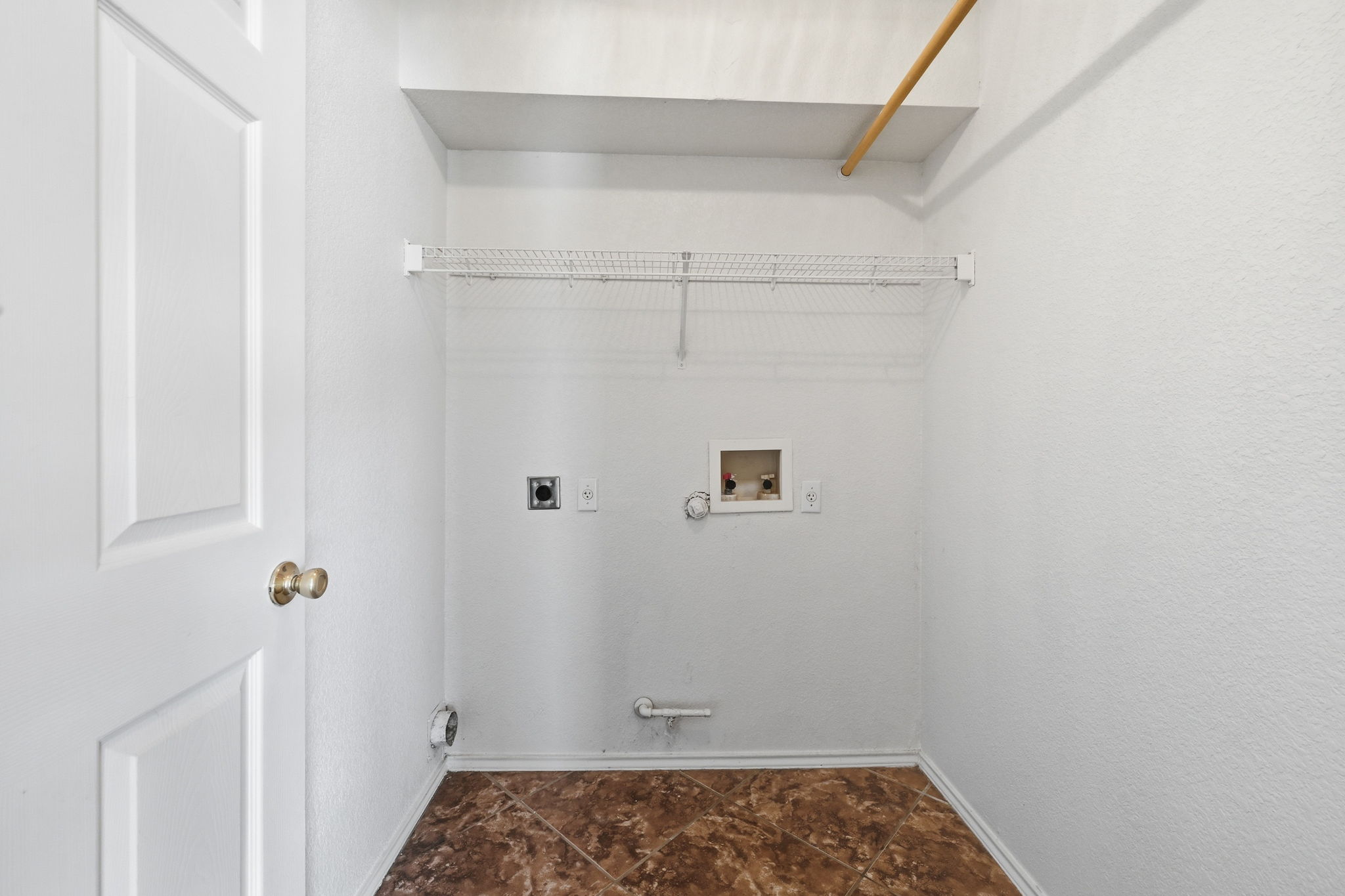1805 Lost Maples Loop Cedar Park, TX 78613 - Photo 22 of 31 a bathroom with a sink