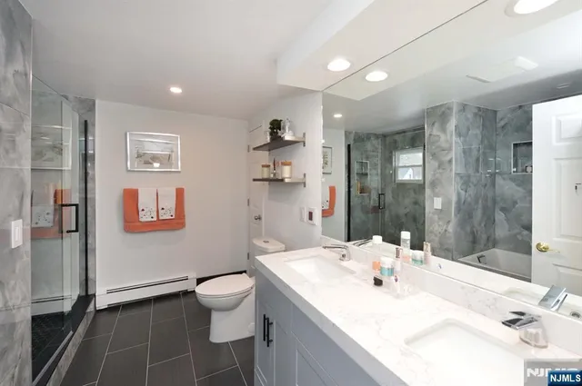 $5,300 | 675 Center Street, Oradell, NJ 07649