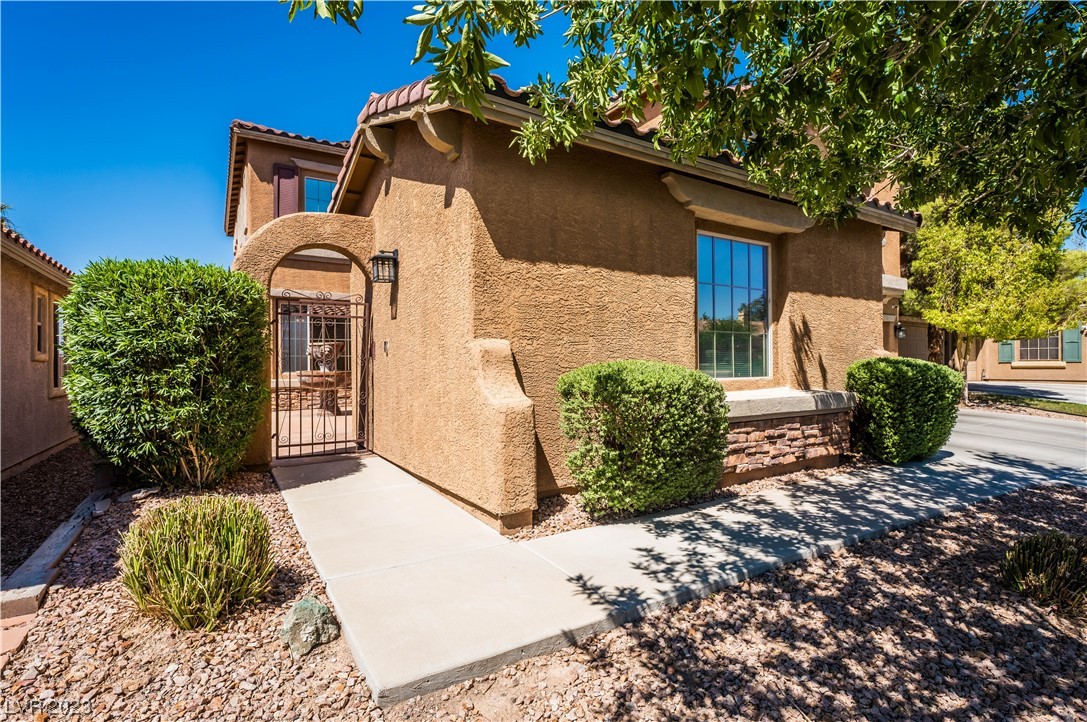 864 Wintersweet Road Henderson, NV 89015 - Photo 2 of 22 Gallery Image 2