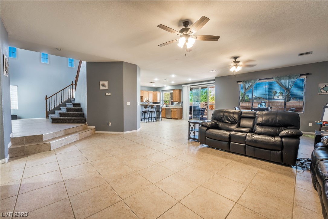 864 Wintersweet Road Henderson, NV 89015 - Photo 5 of 22 Gallery Image 5