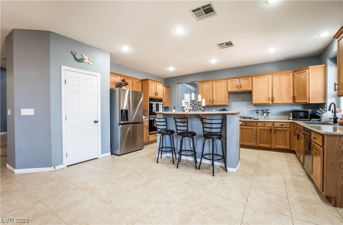 864 Wintersweet Road Henderson, NV 89015 - Photo 8 of 22 Gallery Image 8