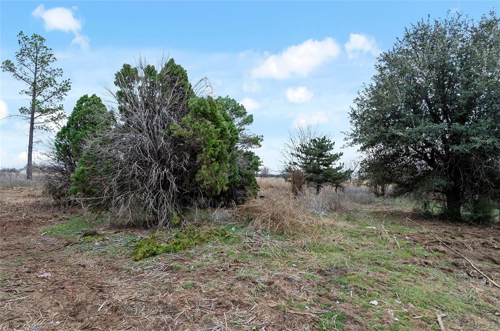 5068 Orchard Road Bowie, TX 76230 - Photo 15 of 18