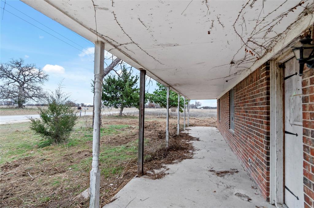 5068 Orchard Road Bowie, TX 76230 - Photo 6 of 18