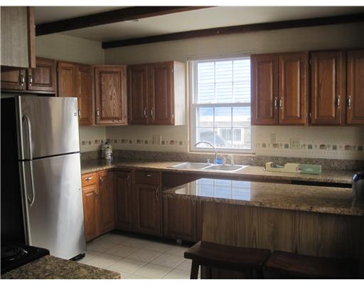 360 Spring Street Newport, RI 02840 - Photo 6 of 12 Kitchen.