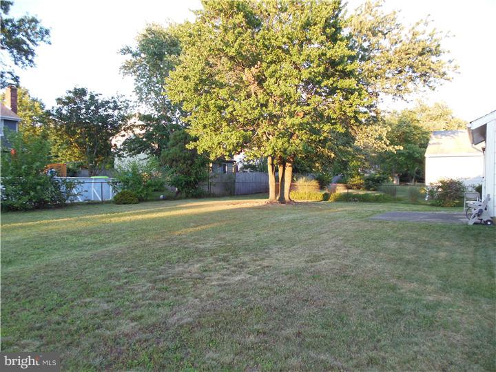 2606 Yellowstone Road Cinnaminson, NJ 08077 - Photo 17 of 17 View in Back