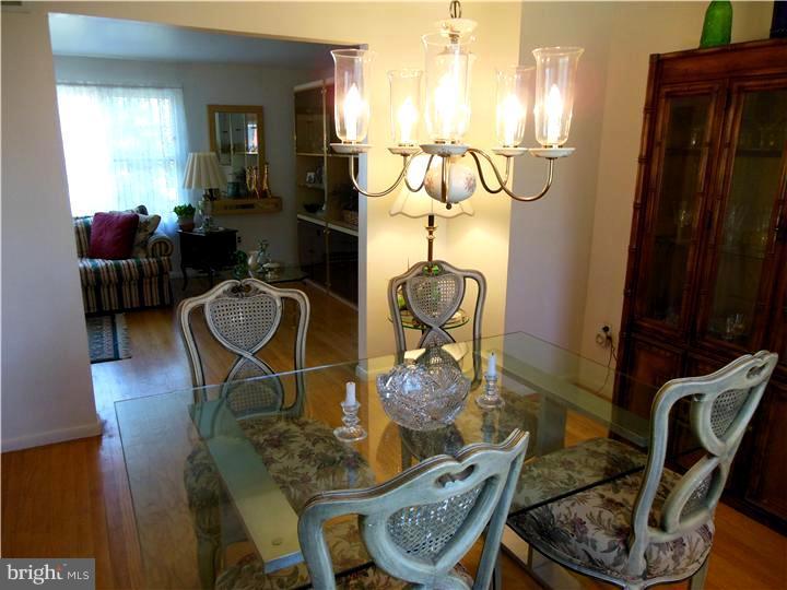 2606 Yellowstone Road Cinnaminson, NJ 08077 - Photo 6 of 17 Gallery Image 6