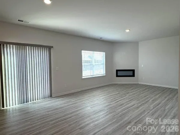 $2,250 | 7898 Old Brk Road, Sherrills Ford, NC 28673