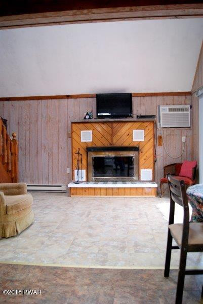 2852 Boulder Road Lake Ariel, PA 18436 - Photo 6 of 26 Living Room View from Kitchen