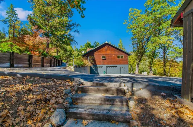 $900,000 | 5617 Indian Hills Road, Murphys, CA 95247