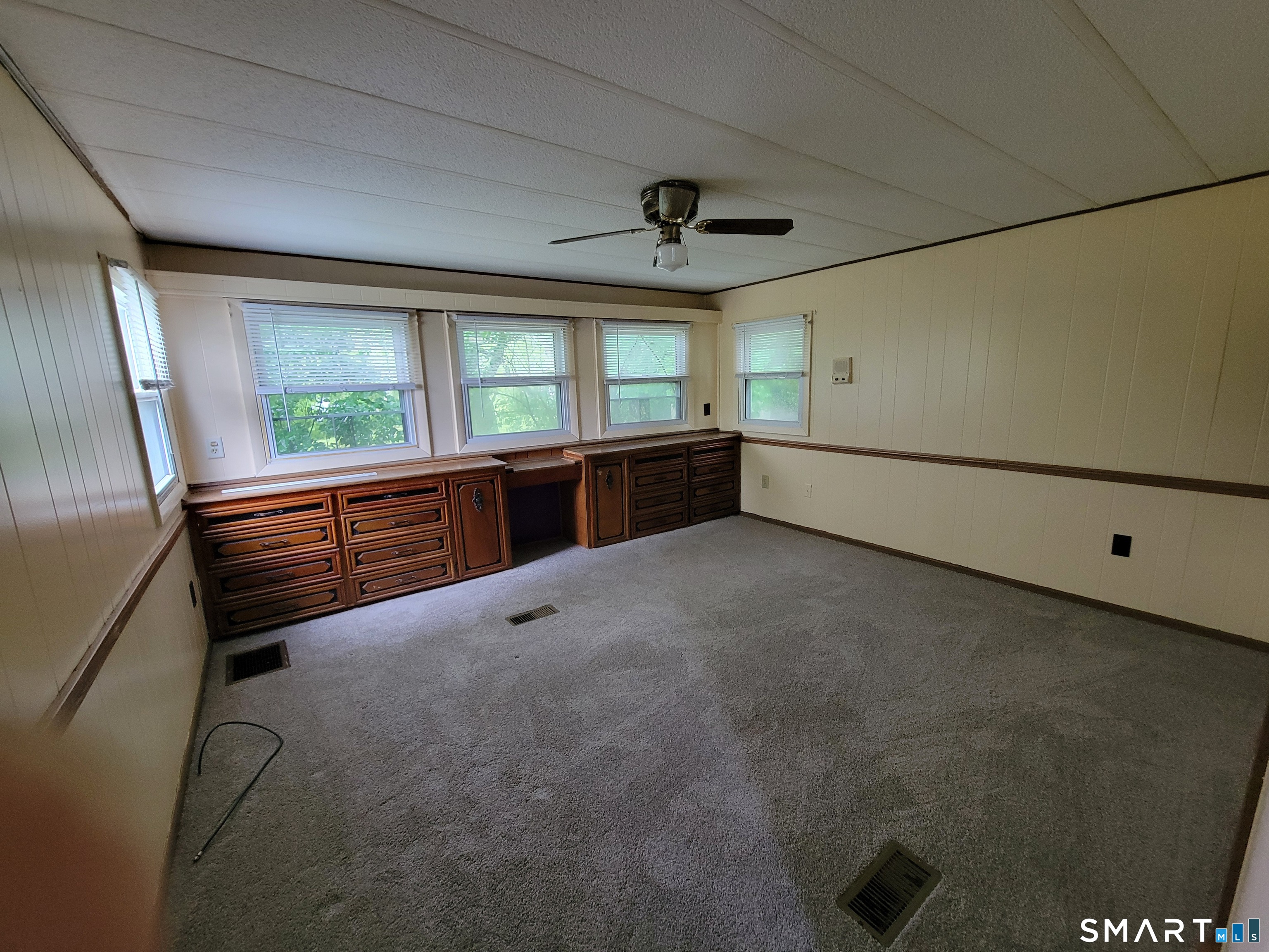79 A Street Groton, CT 06340 - Photo 5 of 9 Primary bedroom