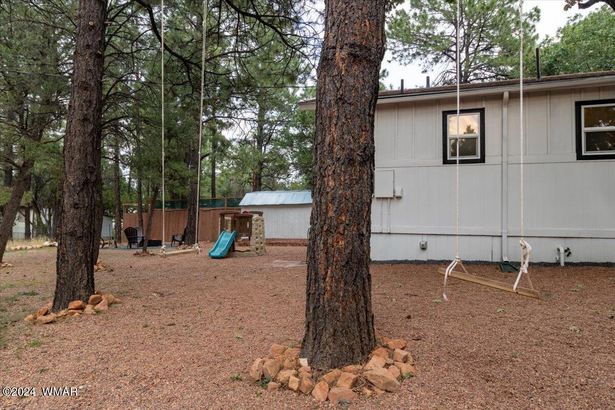 2112 Blue Jay Road Overgaard, AZ 85933 - Photo 13 of 41