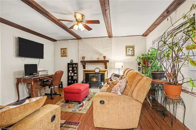 $250,000 | 409 West Montcastle Drive, Greensboro, NC 27406