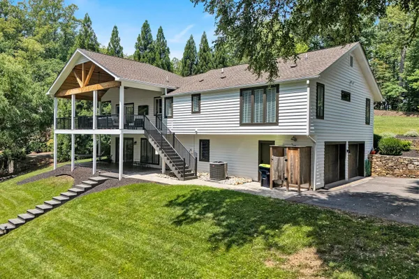 $1,425,000 | 190 Upland Shores Drive, Penhook, VA 24137