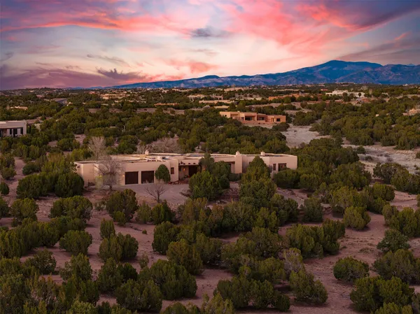 $2,100,000 | 18 Daisy Circle, Santa Fe, NM 87506
