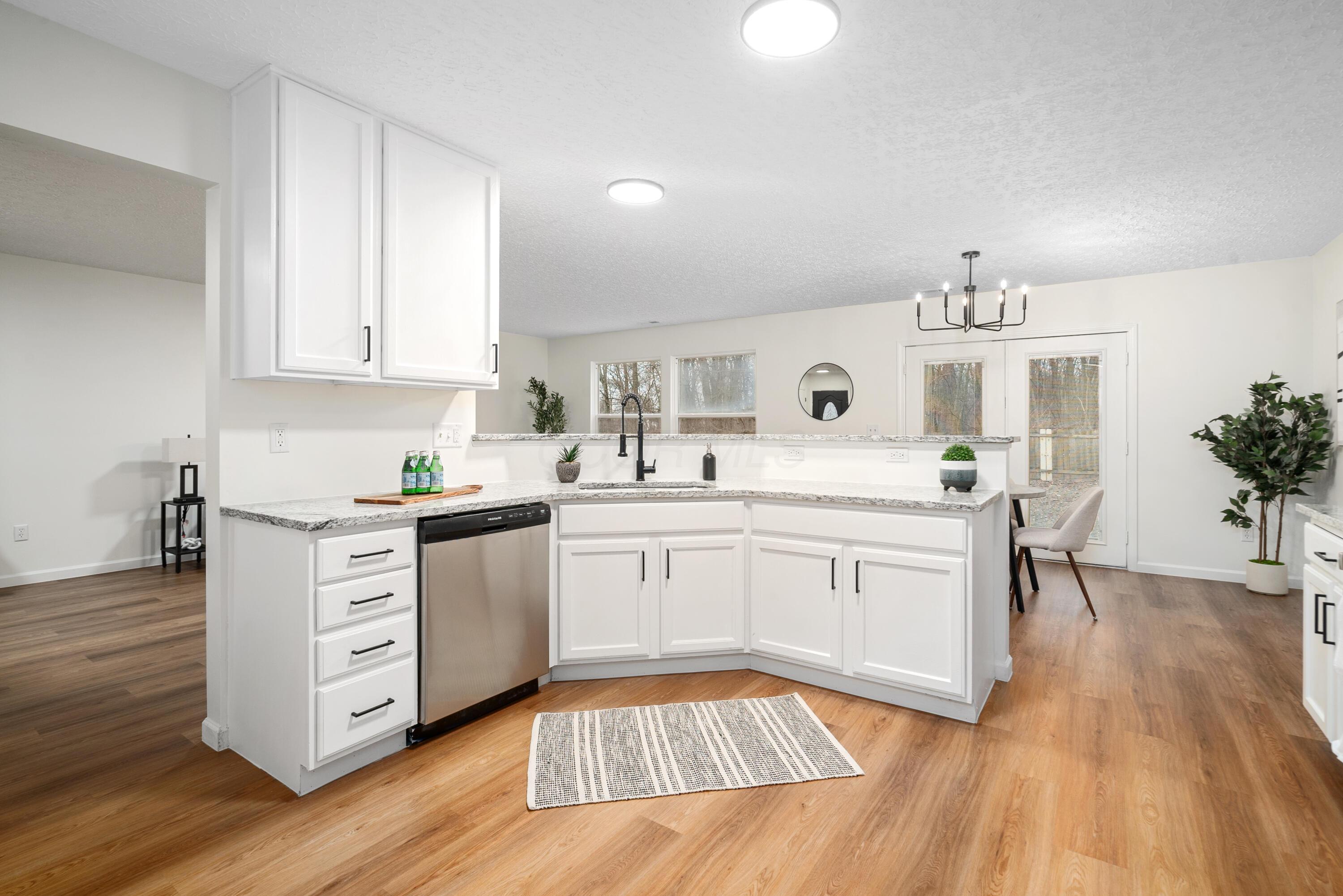 2745 Northwold Road Columbus, OH 43231 - Photo 12 of 41 12