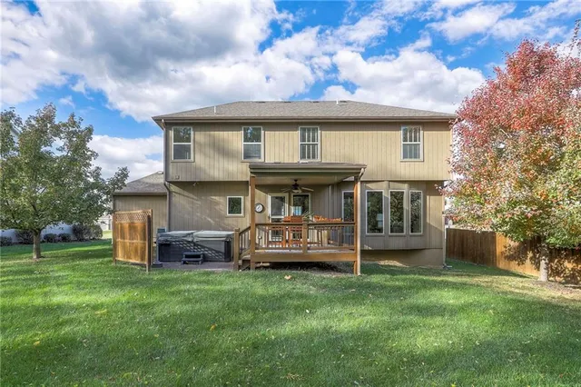 $525,000 | 4203 Northwest 76th Street, Kansas City, MO 64151