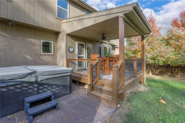 $525,000 | 4203 Northwest 76th Street, Kansas City, MO 64151