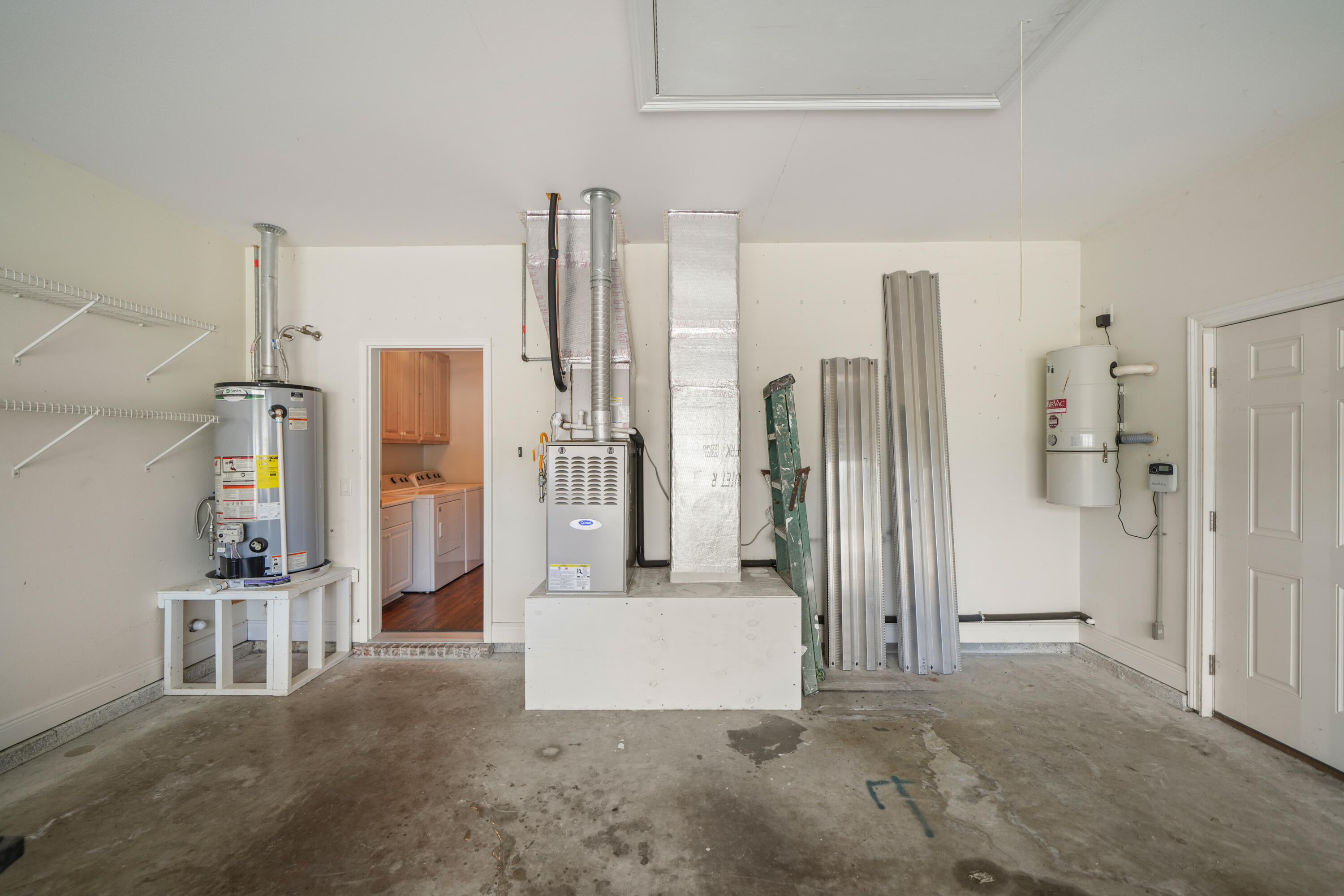 4116 Callaway Drive Niceville, FL 32578 - Photo 48 of 53 Garage