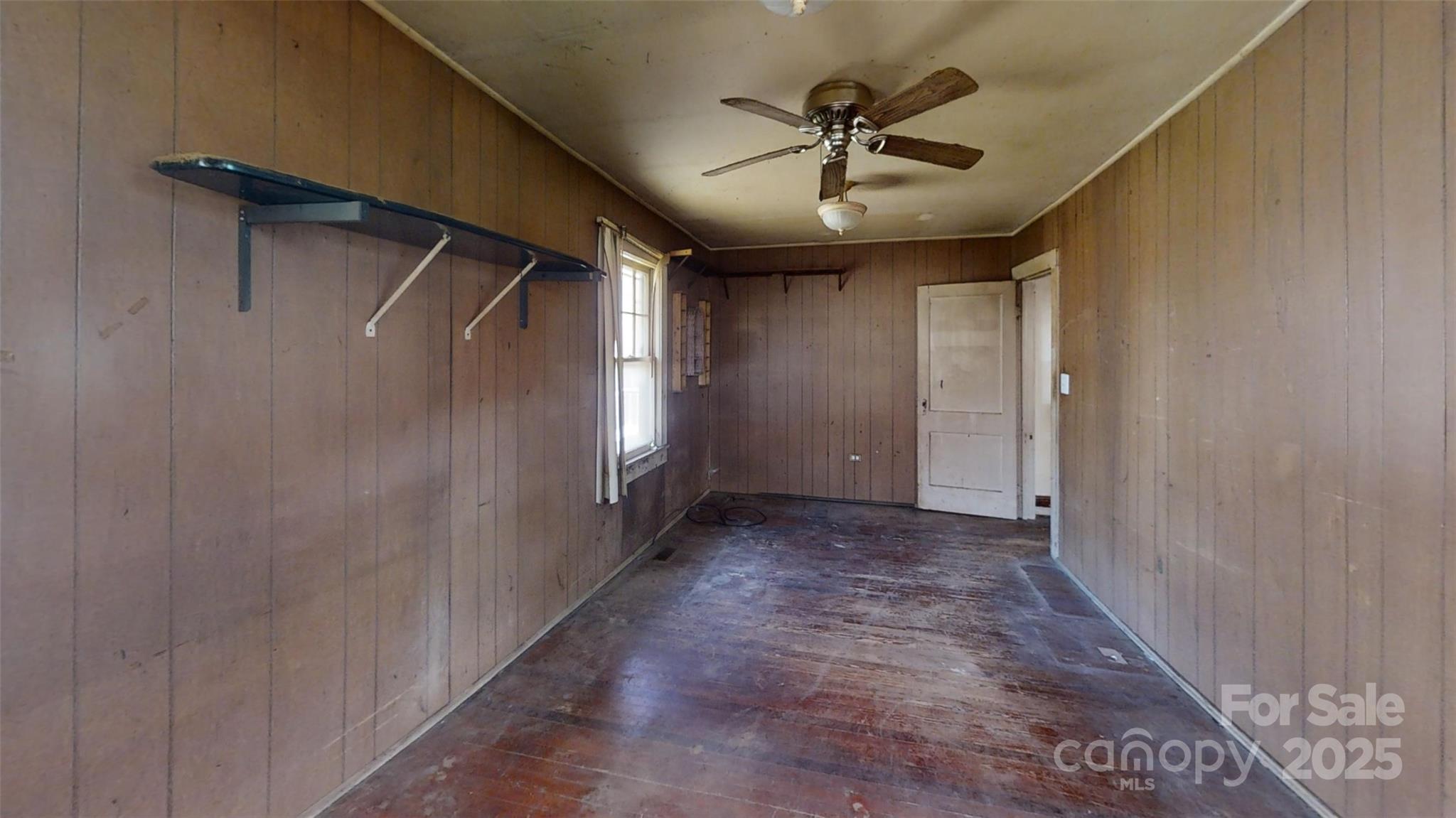 1628 Tunnel Road Asheville, NC 28805 - Photo 29 of 35