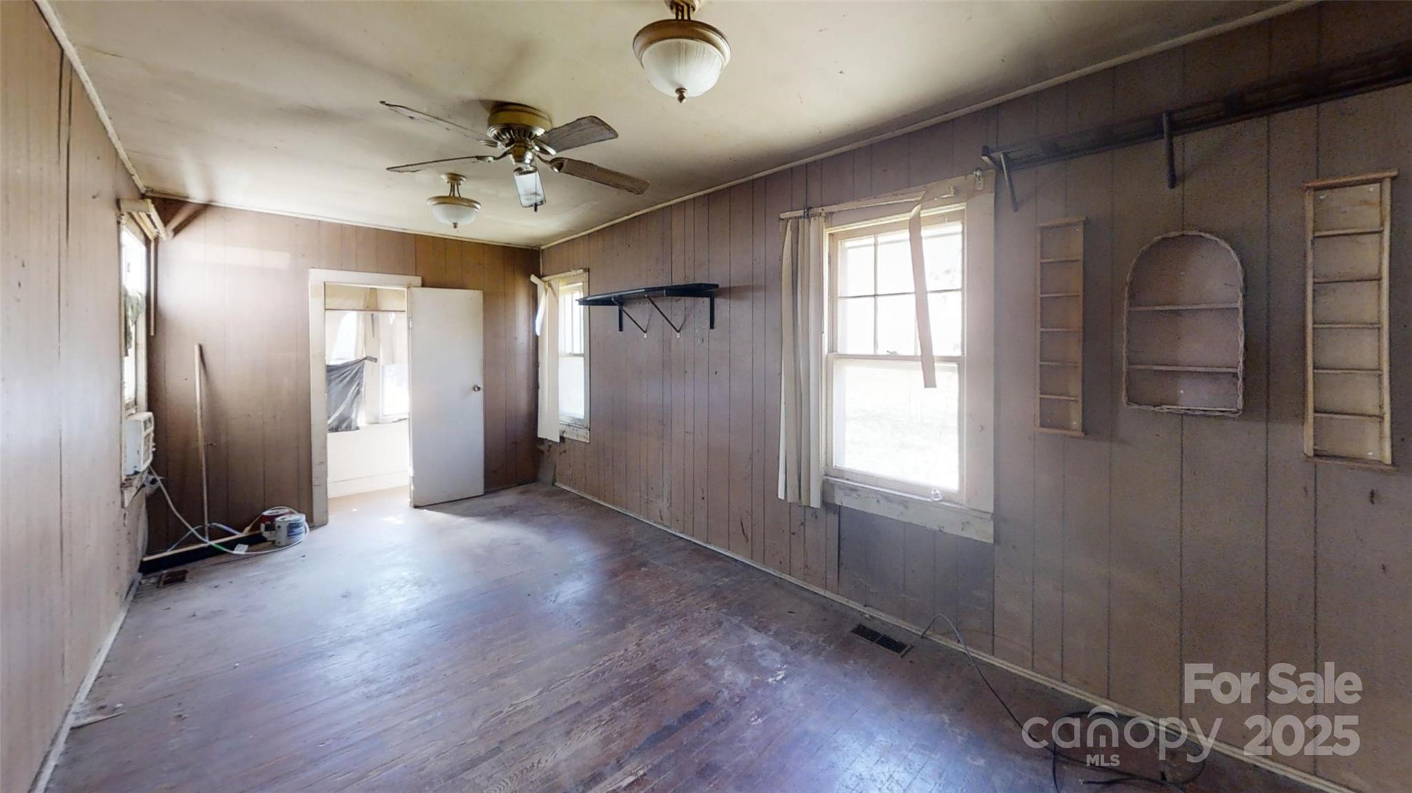 1628 Tunnel Road Asheville, NC 28805 - Photo 31 of 35