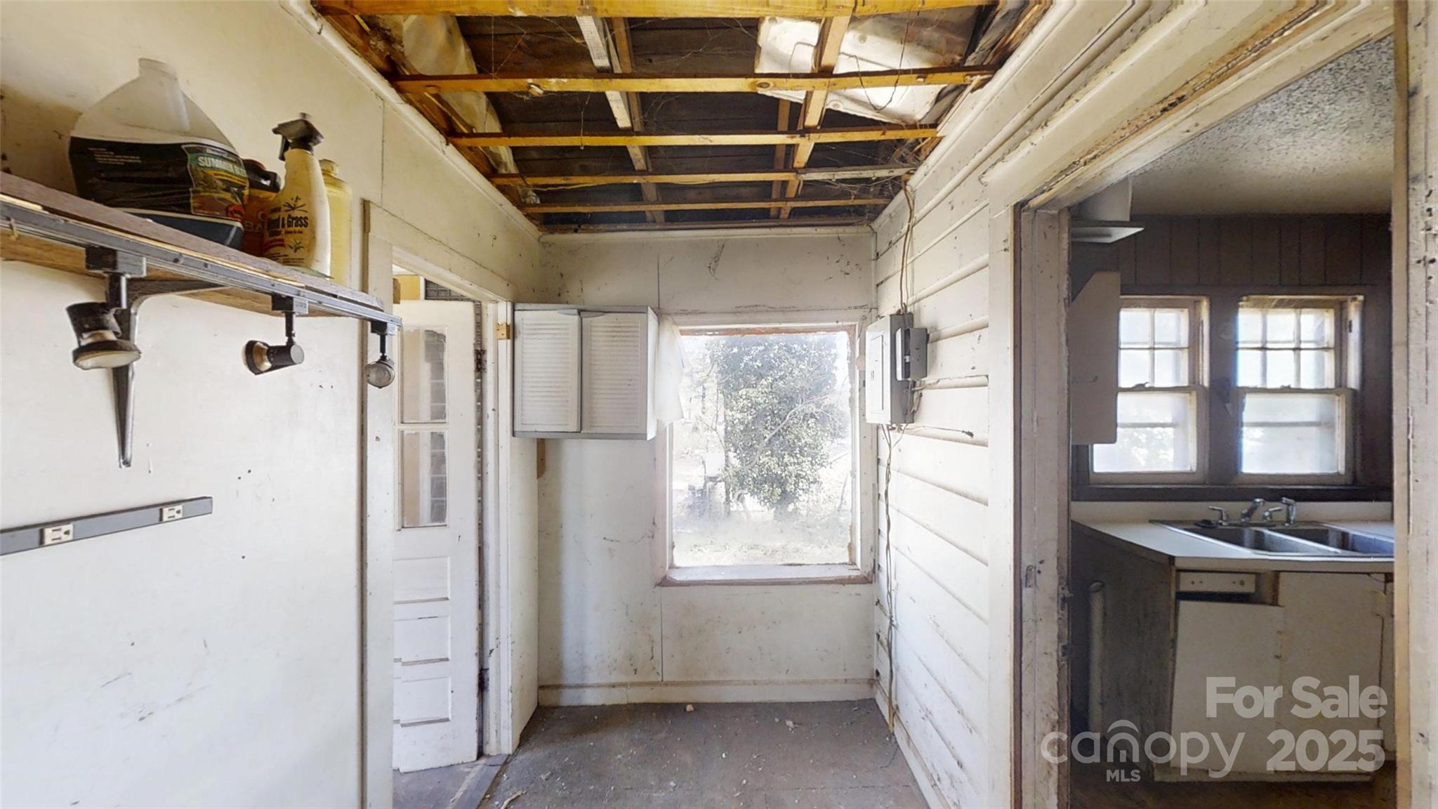 1628 Tunnel Road Asheville, NC 28805 - Photo 33 of 35
