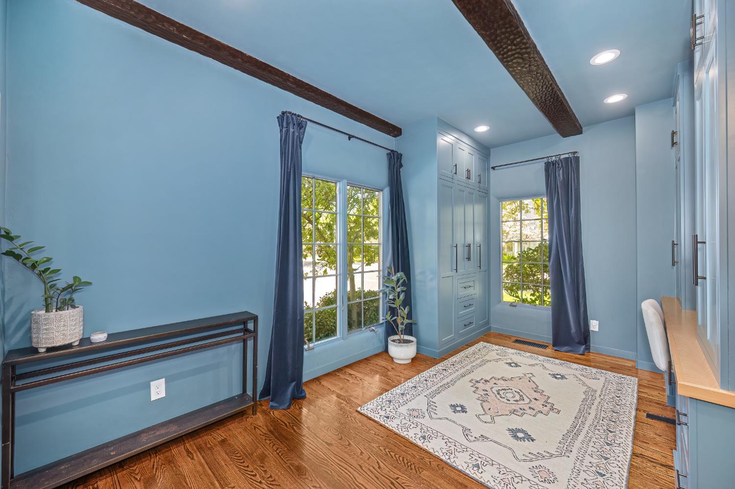 3501 Cutter Way Sacramento, CA 95818 - Photo 30 of 89 a view of an entryway with a workspace