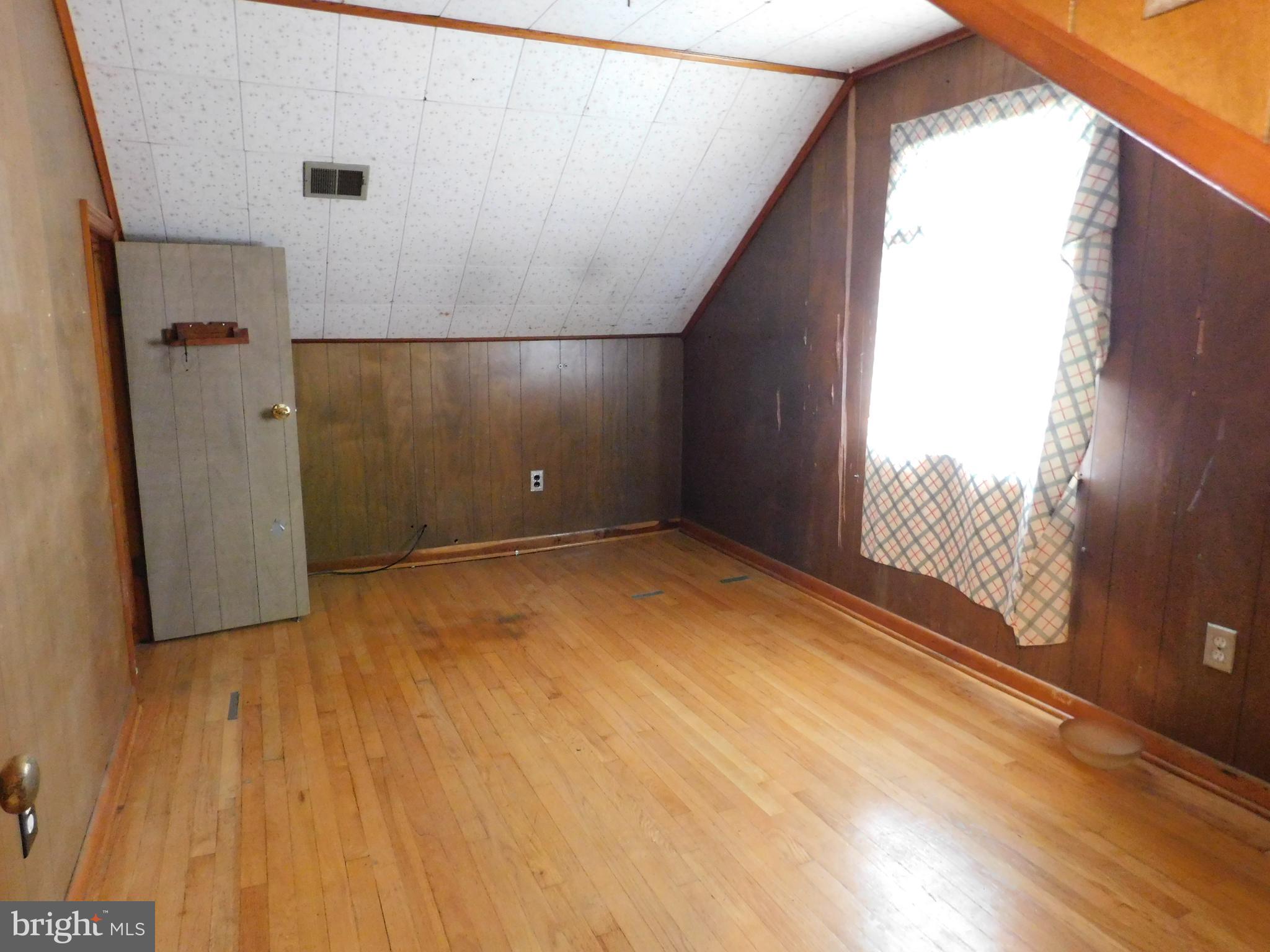 209 Dorell Road Baltimore, MD 21221 - Photo 22 of 32 Bedroom No. 4 on Second Level