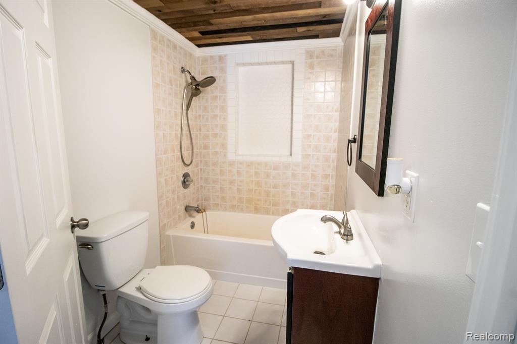 7348 Rory Street Grand Blanc, MI 48439 - Photo 20 of 44 Gallery Image 20