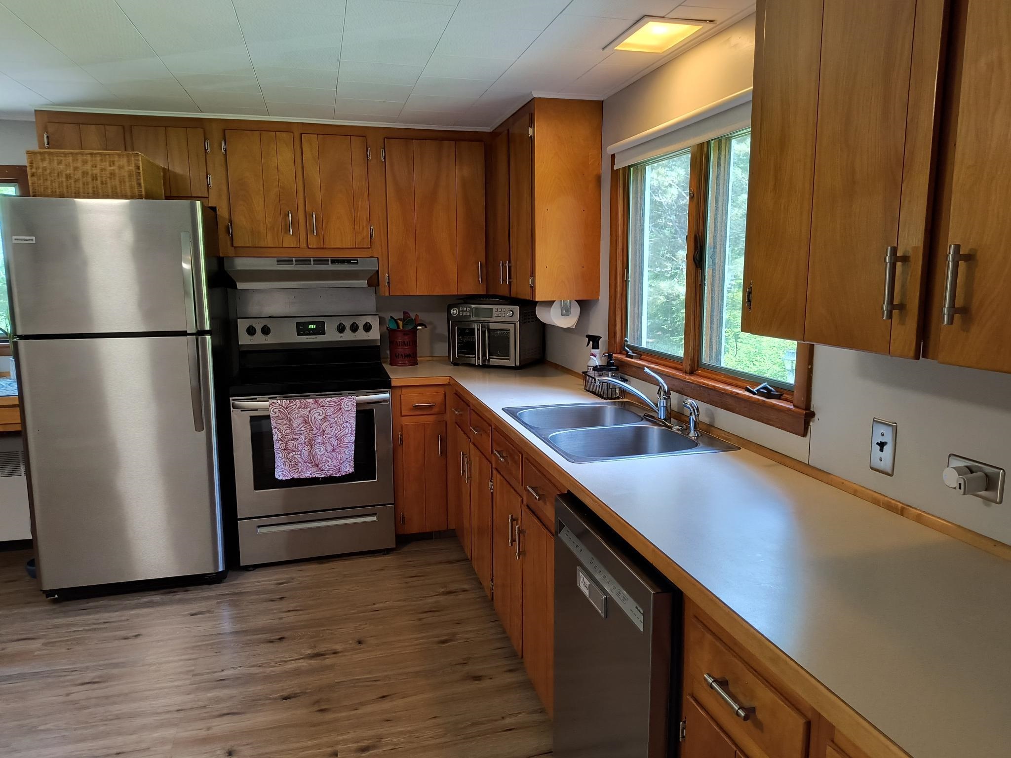 246 East Surry Road Keene, NH 03431 - Photo 4 of 47