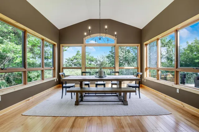 $1,150,000 | W10664 566th Avenue, Prescott, WI 54021