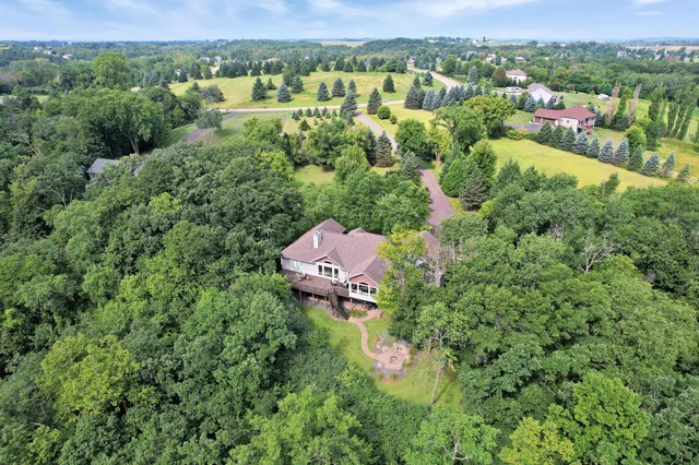 $1,150,000 | W10664 566th Avenue, Prescott, WI 54021