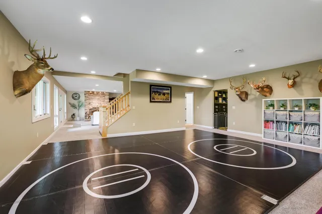 $1,150,000 | W10664 566th Avenue, Prescott, WI 54021