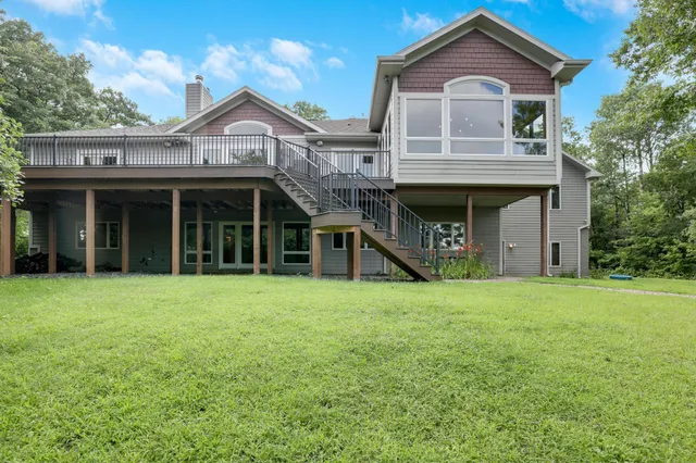 $1,150,000 | W10664 566th Avenue, Prescott, WI 54021