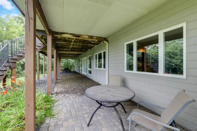 $1,150,000 | W10664 566th Avenue, Prescott, WI 54021