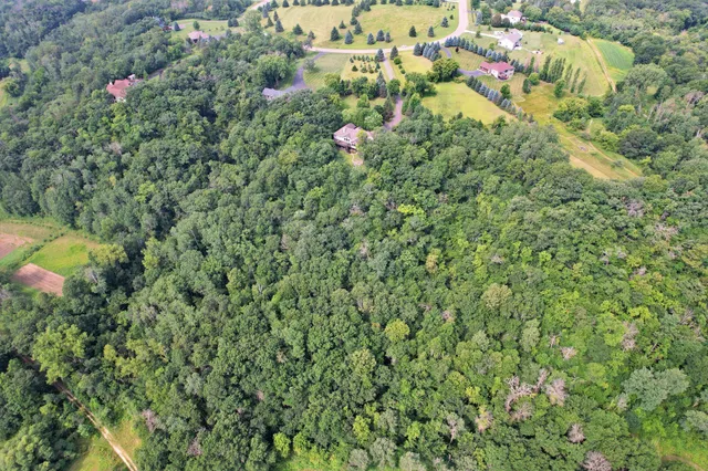 $1,150,000 | W10664 566th Avenue, Prescott, WI 54021