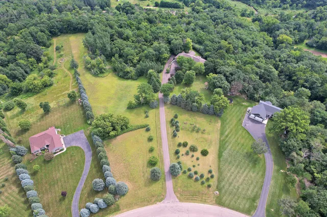 $1,150,000 | W10664 566th Avenue, Prescott, WI 54021