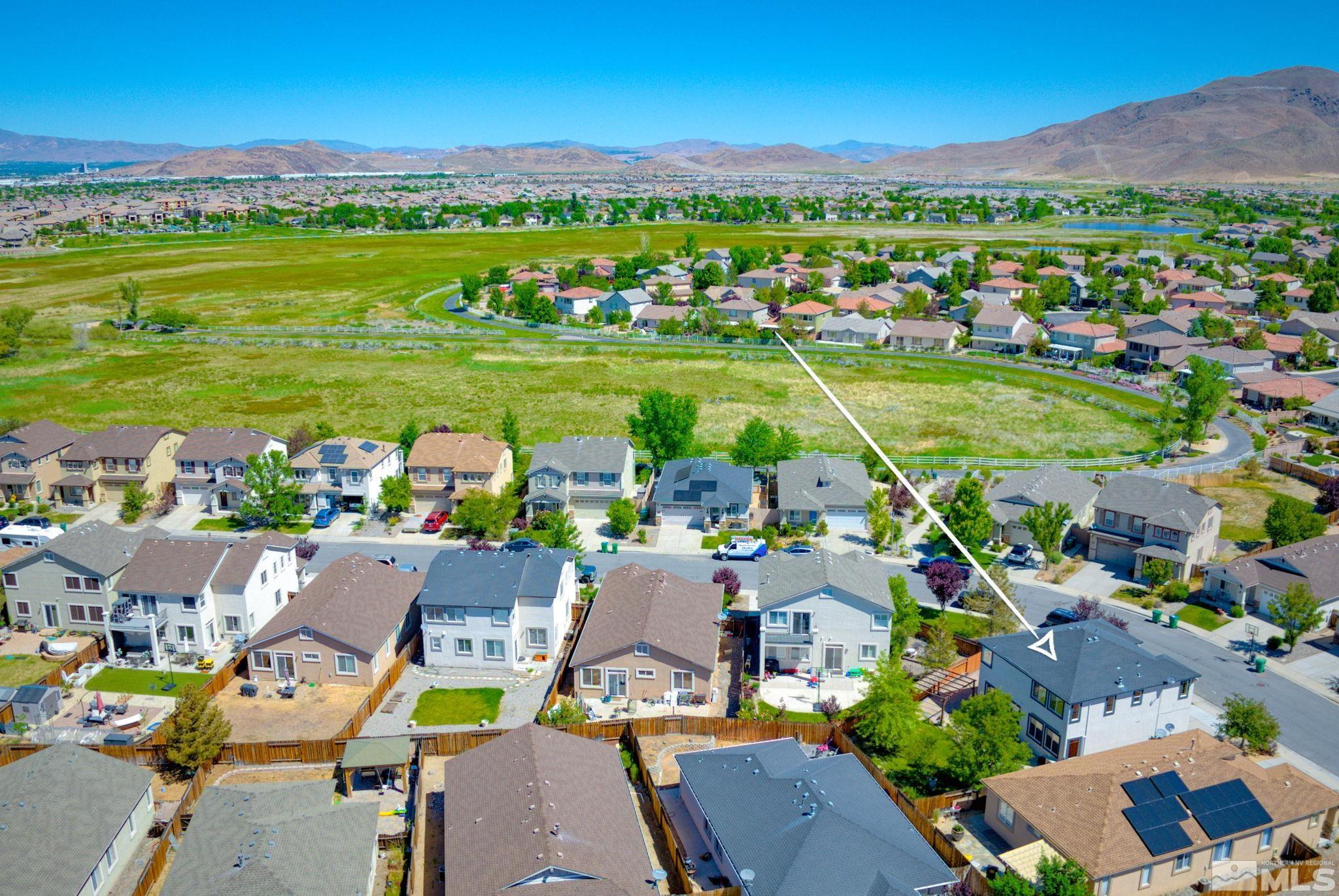 2270 Big Trail Circle Reno, NV 89521 - Photo 38 of 40 a view of a city with an ocean