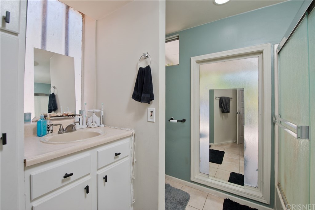 6818 Santa Susana Pass Road Simi Valley, CA 93063 - Photo 16 of 26 main house bathroom