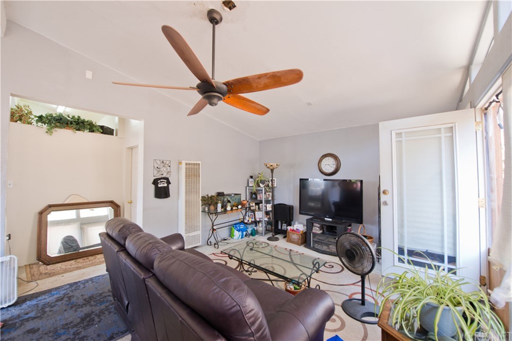 6818 Santa Susana Pass Road Simi Valley, CA 93063 - Photo 19 of 26 2nd house living room