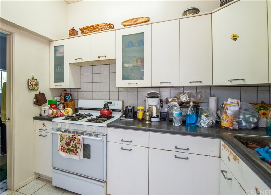 6818 Santa Susana Pass Road Simi Valley, CA 93063 - Photo 21 of 26 2nd house kitchen
