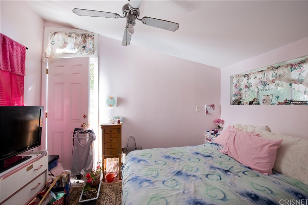 6818 Santa Susana Pass Road Simi Valley, CA 93063 - Photo 22 of 26 2nd house 1 of 2 bedrooms