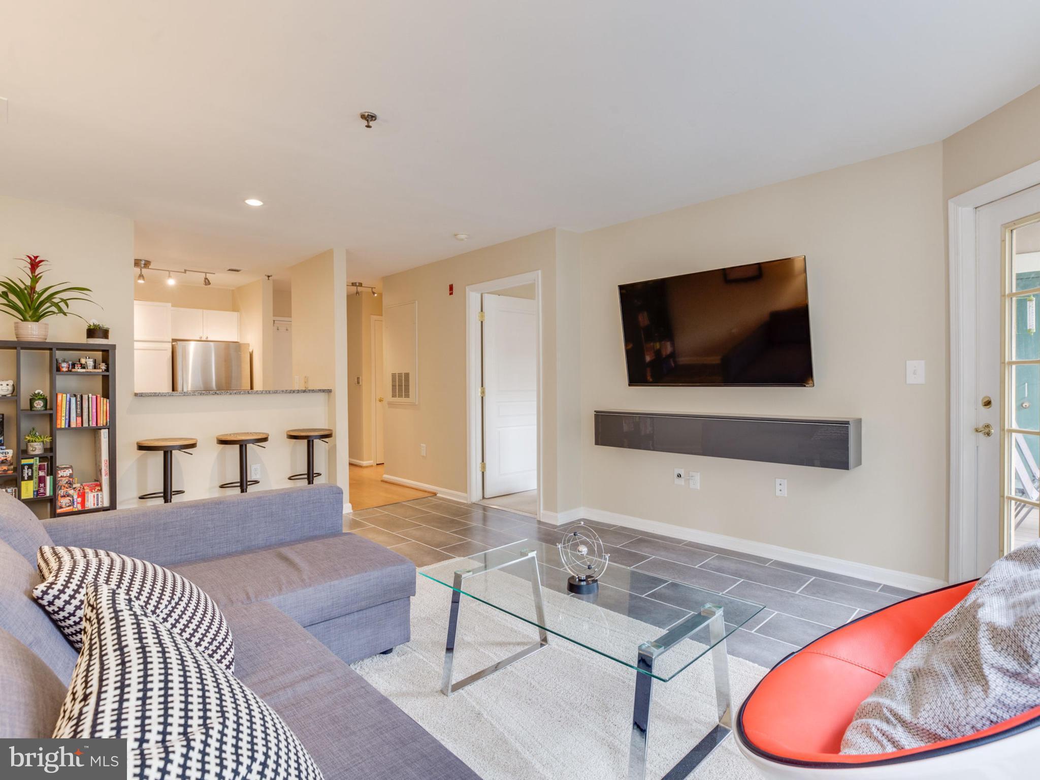 5573 Seminary Road, Unit 202 Falls Church, VA 22041 - Photo 14 of 30 Living Room