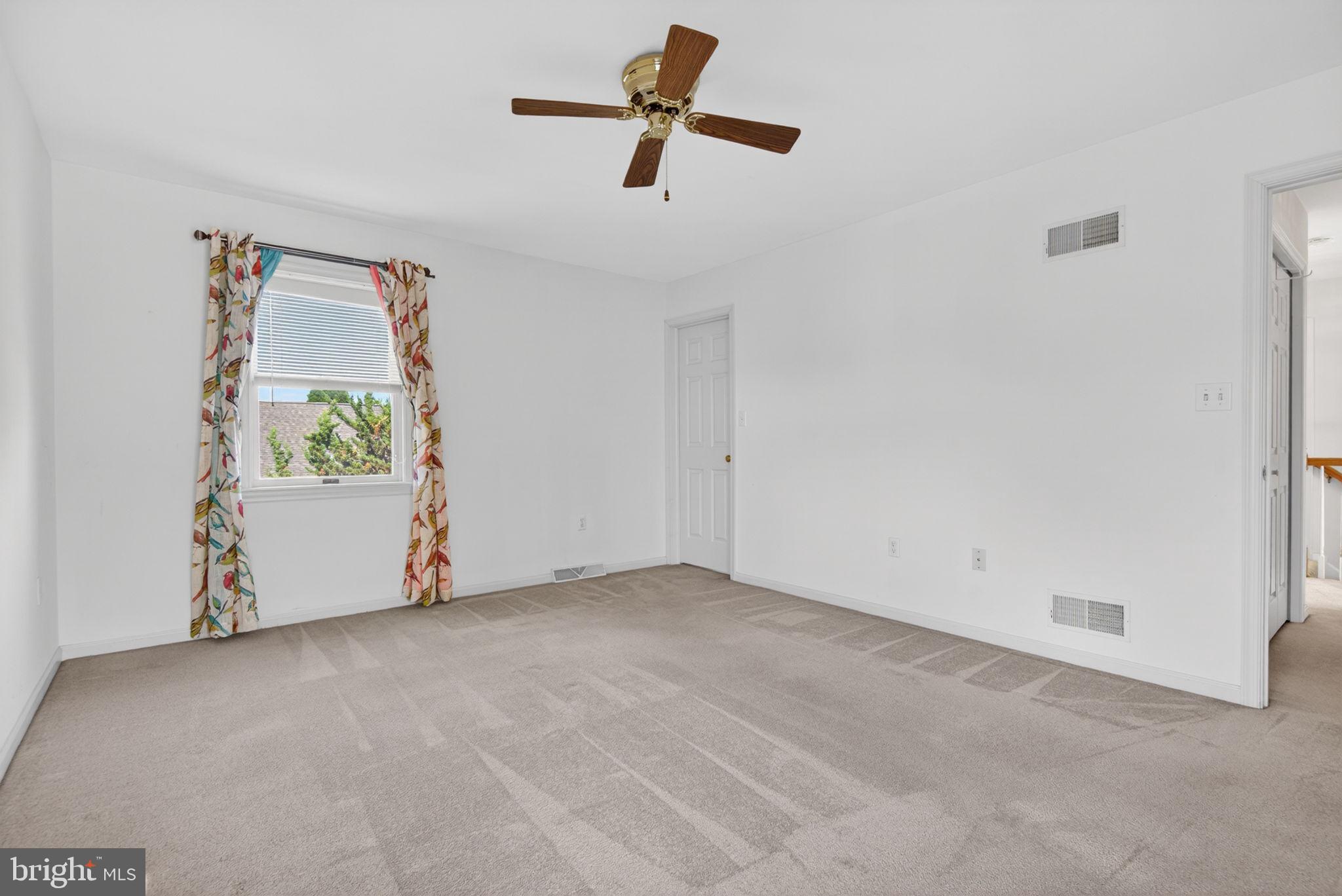 30 Red Maple Circle Palmyra, PA 17078 - Photo 23 of 38 Breezy ceiling fan