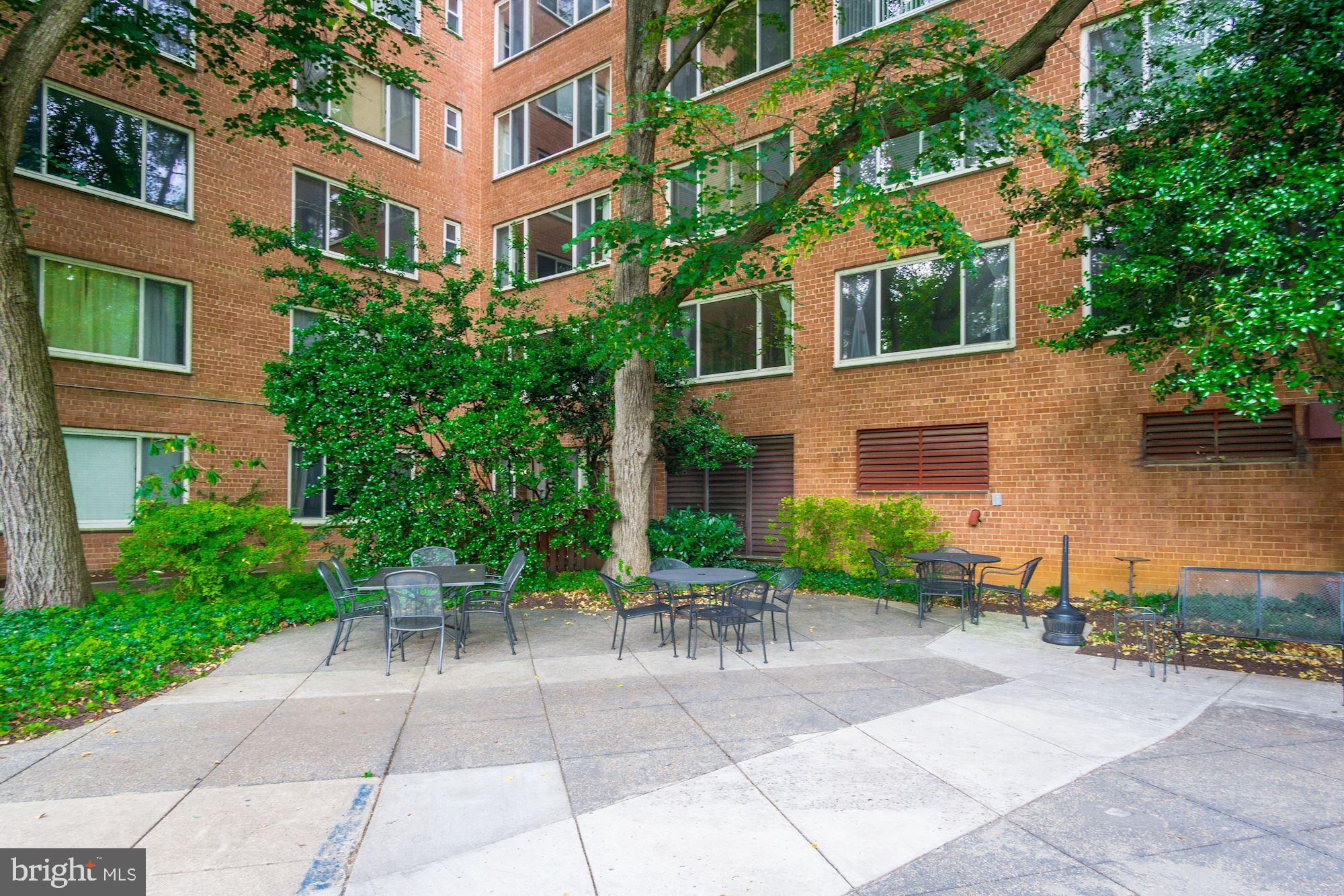4000 Tunlaw Road Northwest, Unit 227 Washington, DC 20007 - Photo 22 of 24 Common Grounds