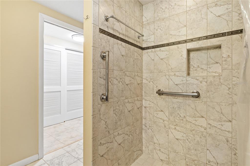 2365 Bay Street Sarasota, FL 34237 - Photo 35 of 93