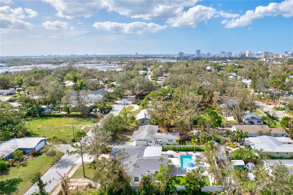 2365 Bay Street Sarasota, FL 34237 - Photo 41 of 93