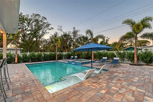 $9,900 | 2365 Bay Street, Sarasota, FL 34237