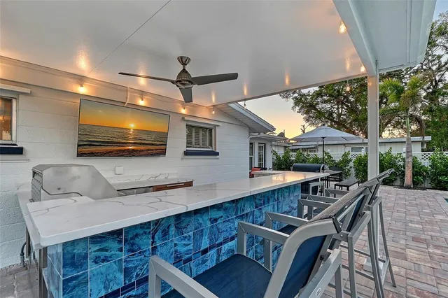 $9,900 | 2365 Bay Street, Sarasota, FL 34237